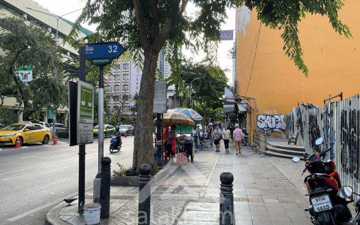 Land for Sale in Bang Rak (Silom 32)