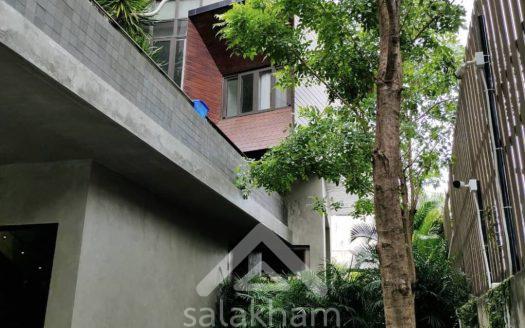 Modern Pool Villa