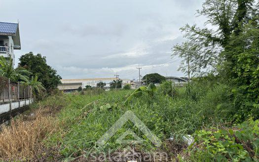 Land for Sale in an Industrial Zone