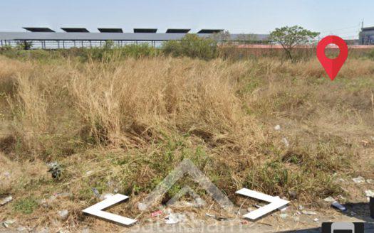 Land for Sale – Prime Location on Soi Bangpla 65, Thepharak Main Road!