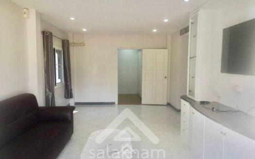 For Sale / Rent – Corner Detached House in Ekpalin Village