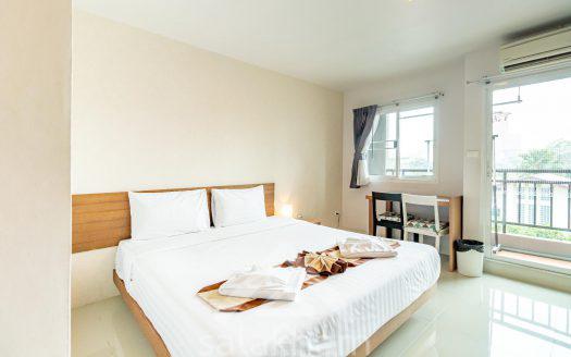 Ascella Sukhumvit 38 offers modern serviced apartments for rent