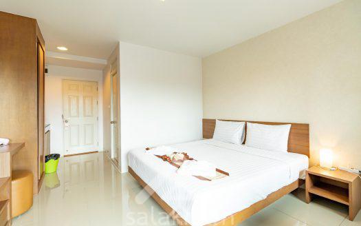 Ascella Sukhumvit 38 offers modern serviced apartments for rent