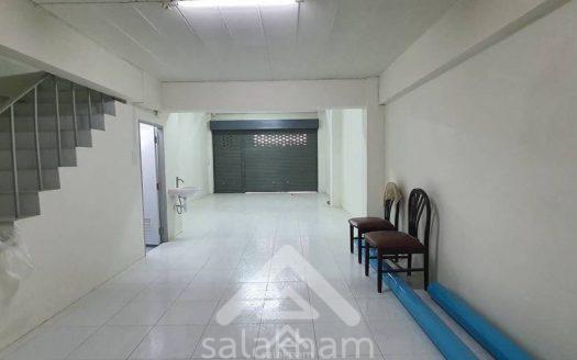 Commercial Building for Sale with Tenant – 3.5 Storeys, Ideal for Home Office