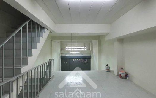 Commercial Building for Sale with Tenant – 3.5 Storeys, Ideal for Home Office