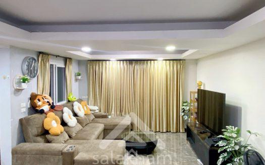 Townhome for Sale & Rent in Central Ratchada 3