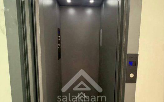 Luxury Home Office & Residence with a Private Elevator | For Sale in Punnawithi, Bangkok